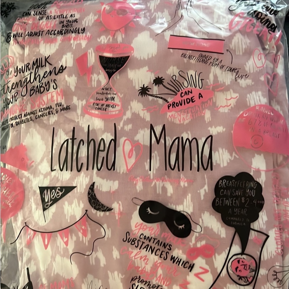 Latched Mama 3/4 Sleeve Nursing Shirt M
